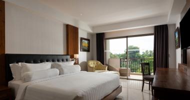 Deluxe River View Room with Balcony